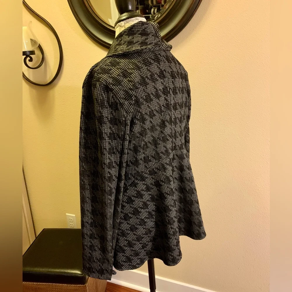 LN DARLING COLDWATER CREEK PEPLIN LONG SLEEVE JACKET. SAYS SZ XS BUT IS A SM. - Picture 2 of 8